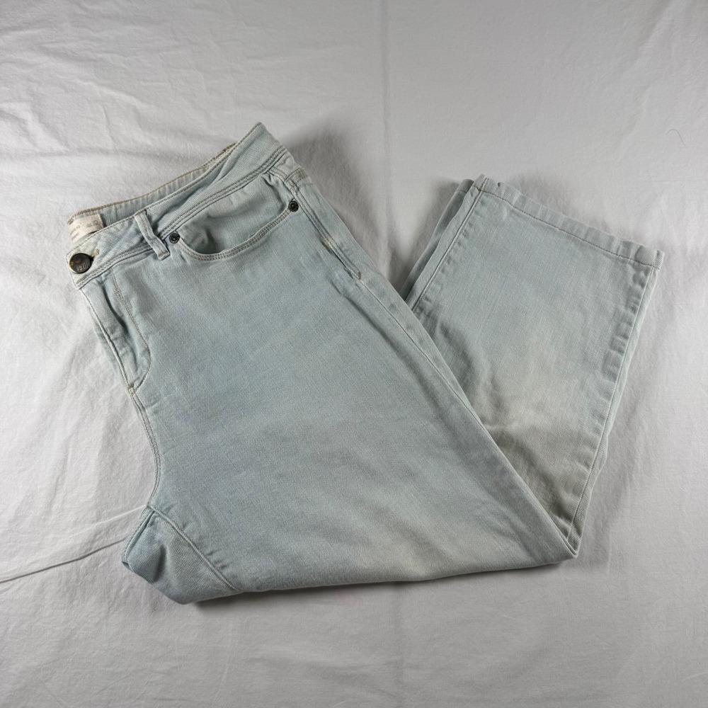 J. Jill Women's Size 10 Light Blue Authentic Fit Stretch Cropped Jeans